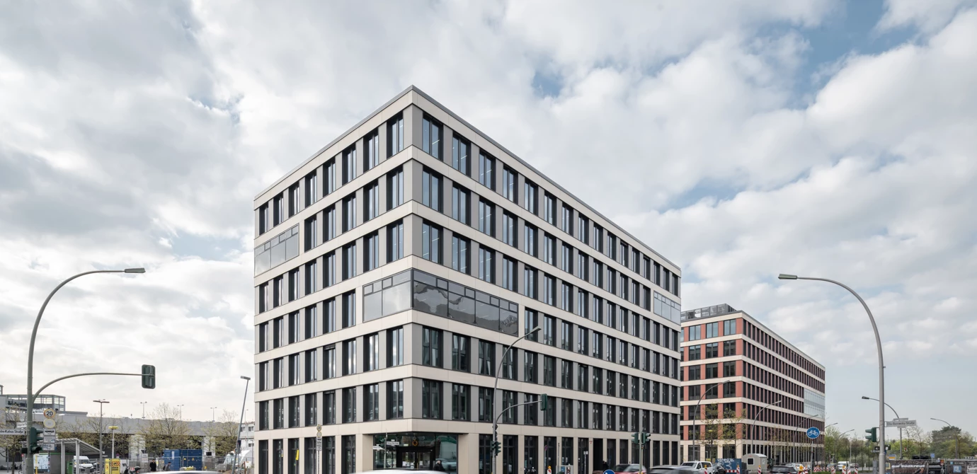 Mit dem höchsten Wert in der Geschichte der DGNB-Zertifizierung ausgezeichnet: Das EDGE Südkreuz Berlin. Fotos: Ilya Ivanov/Tchoban Voss Architekten
