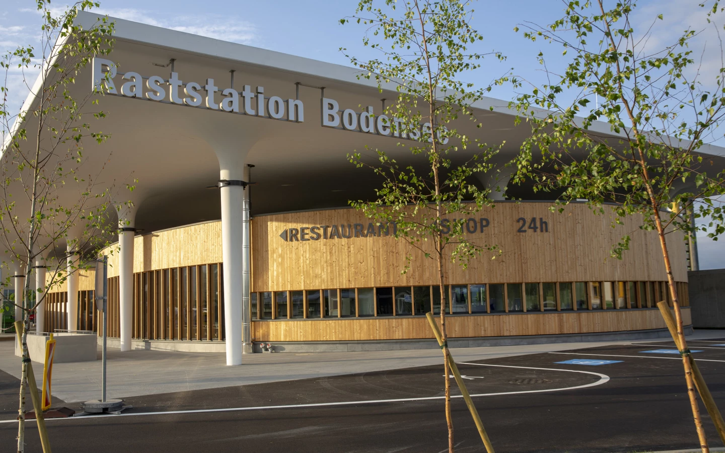 Die neue Raststation Bodensee Hörbranz hat am 3. Juli 2018 offiziell ihren Betrieb aufgenommen.